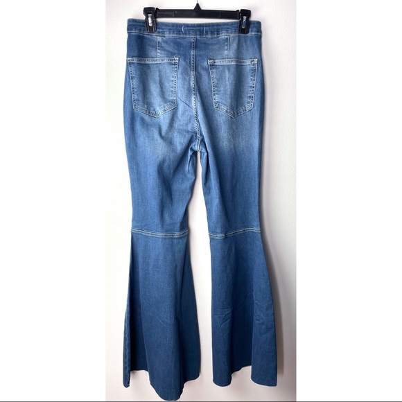 NWT Free People Just Float On Flare Jeans — Jericho Blue - Picture 3 of 8
